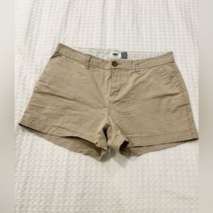 Old navy khaki shorts